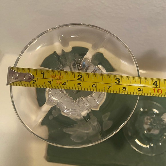 Vintage Pair of 24% Lead Tulip Crystal Cristal d'Arques French Candle Holders - Picture 8 of 9